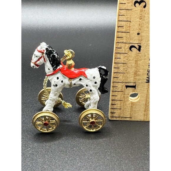 VINTAGE GERMAN HAND PAINTED MINI HORSE ON WHEELS - Picture 5 of 9
